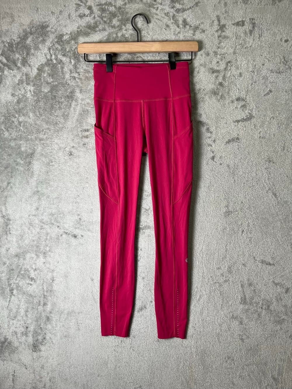 Lululemon Fast & Free 7/8 Tight II Nulux 25" Violet Red Run Leggings Women 2